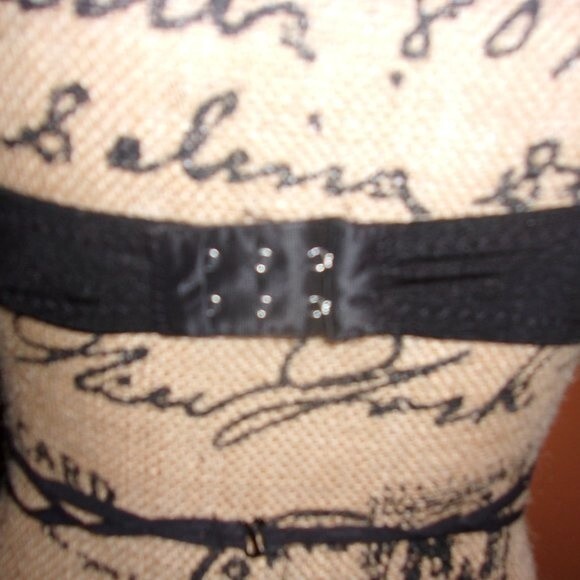 Youmita 40C Black Metallic Lace Bra & XL Caged Coordinating Boyshorts NWT - Picture 4 of 14